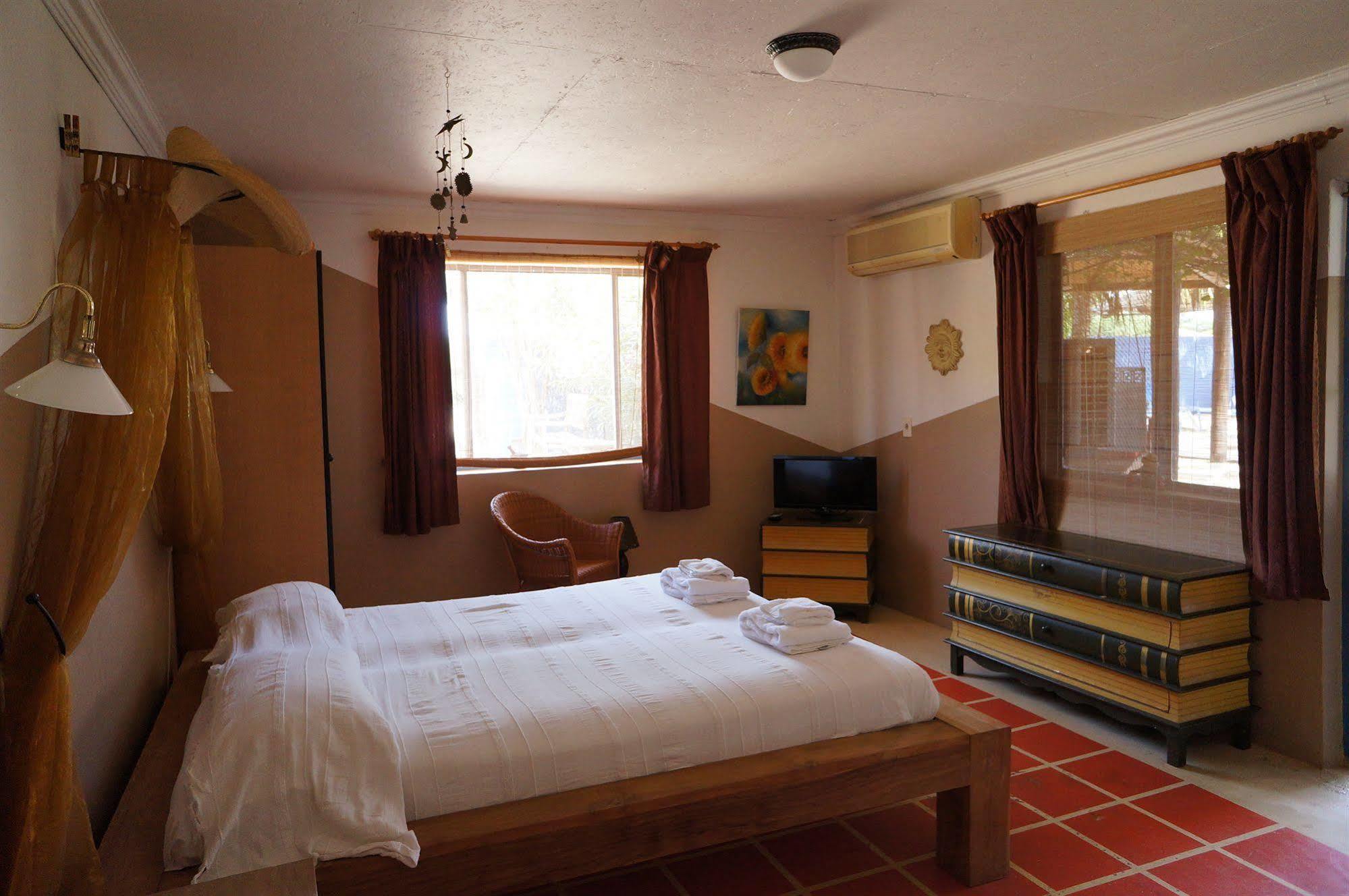 Caribbean Chillout Apartments クラレンダイク エクステリア 写真