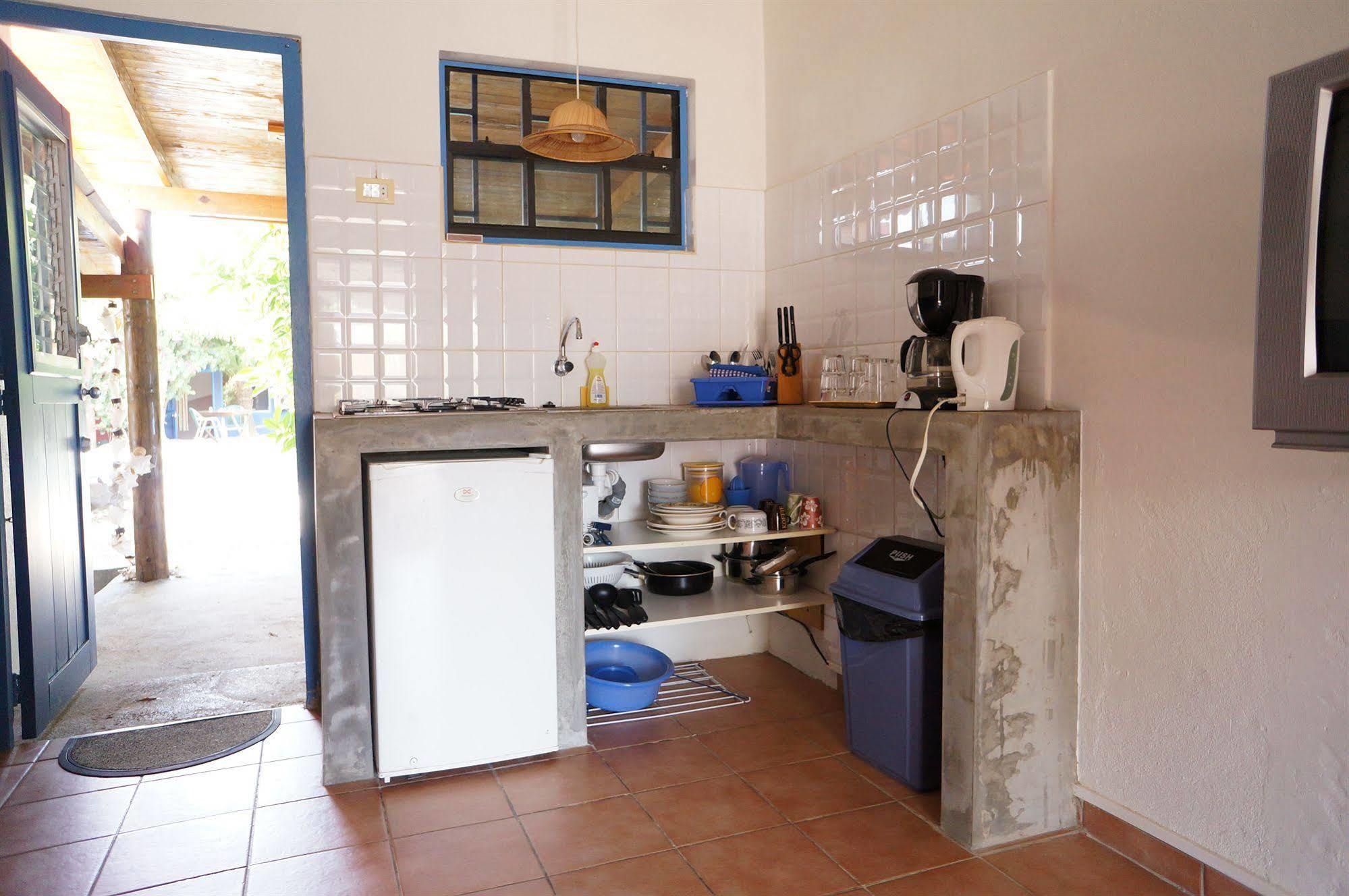 Caribbean Chillout Apartments クラレンダイク エクステリア 写真