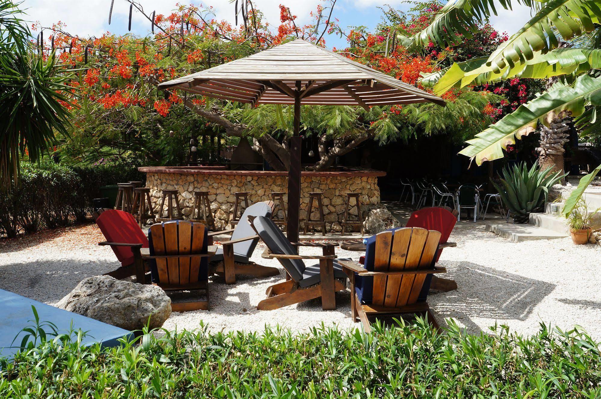 Caribbean Chillout Apartments クラレンダイク エクステリア 写真