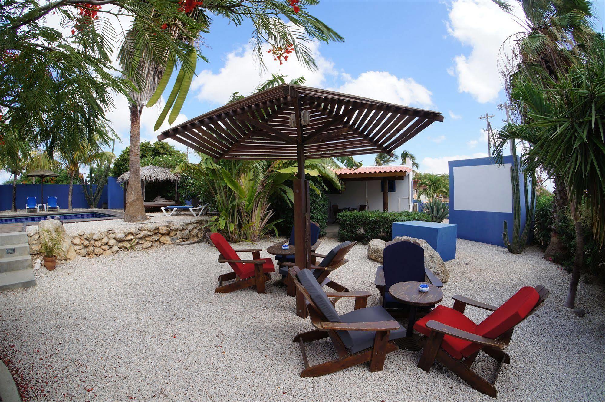 Caribbean Chillout Apartments クラレンダイク エクステリア 写真